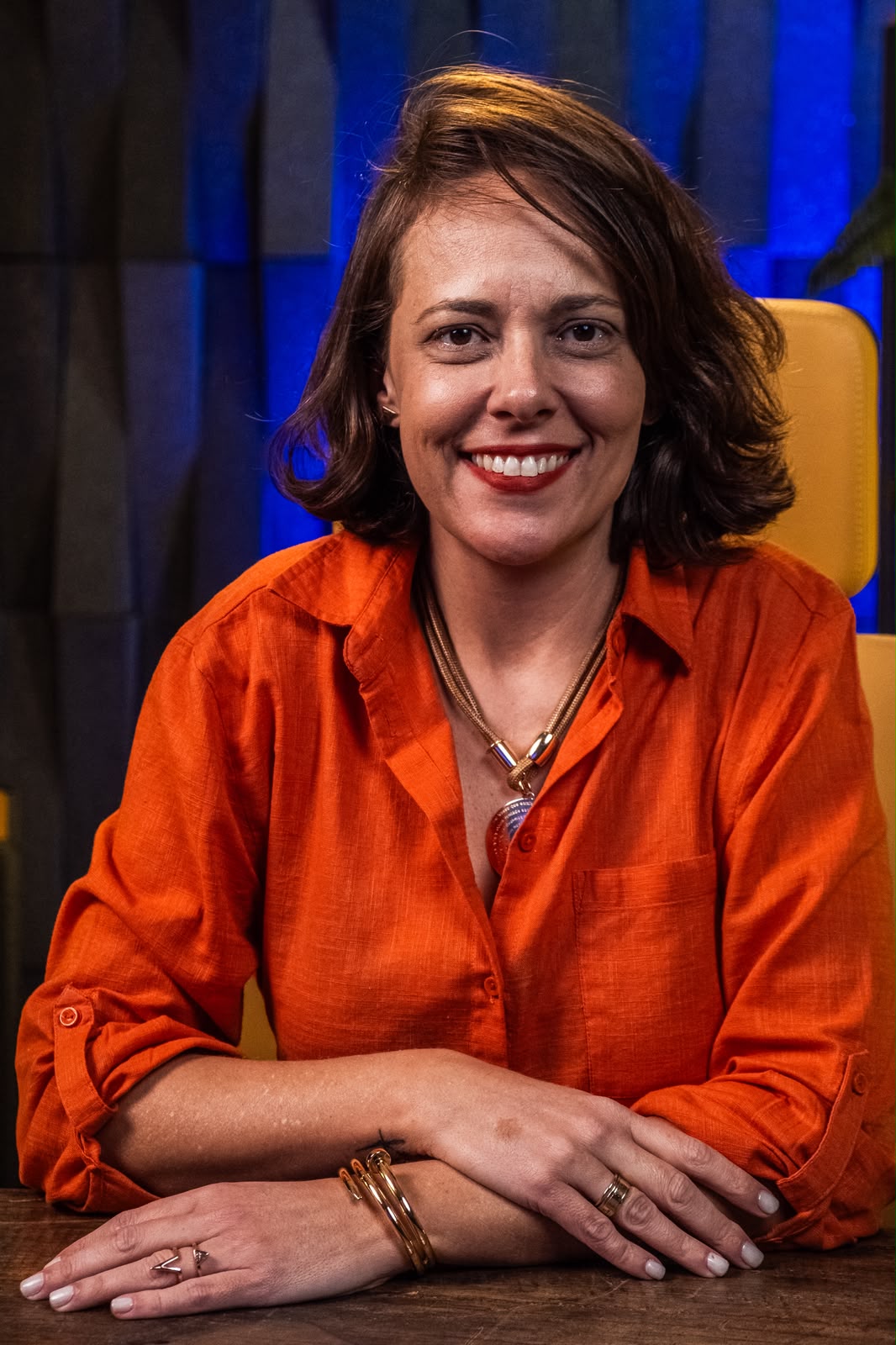 Amanda Gomes, autora do livro Pare de Esperar Ser Escolhida